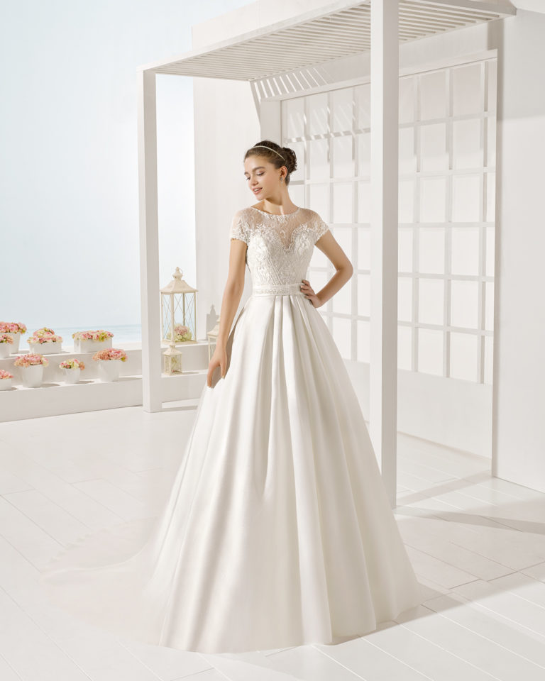 Yuca Vestido de Luna Novias 2017