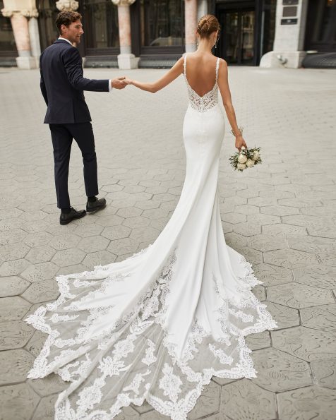 Wedding Dresses - New 2022 Collection | LUNA NOVIAS