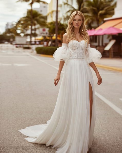 Romantic Strapless Short Wedding Dress Short A Line with Delicate