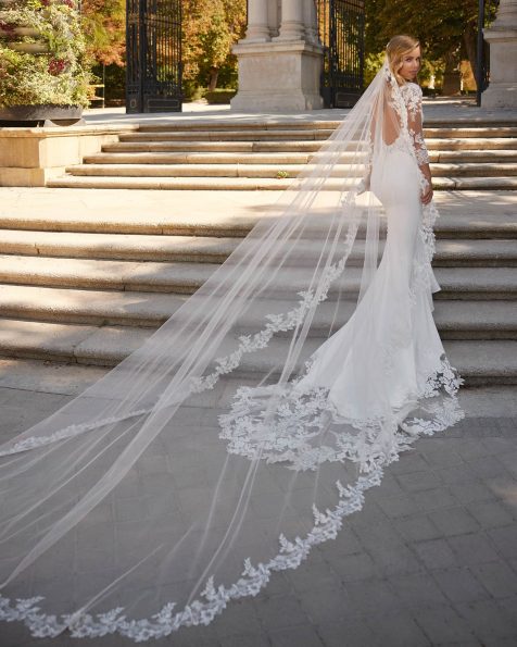 LUNA NOVIAS 2025 COLLECTION | LUNA NOVIAS