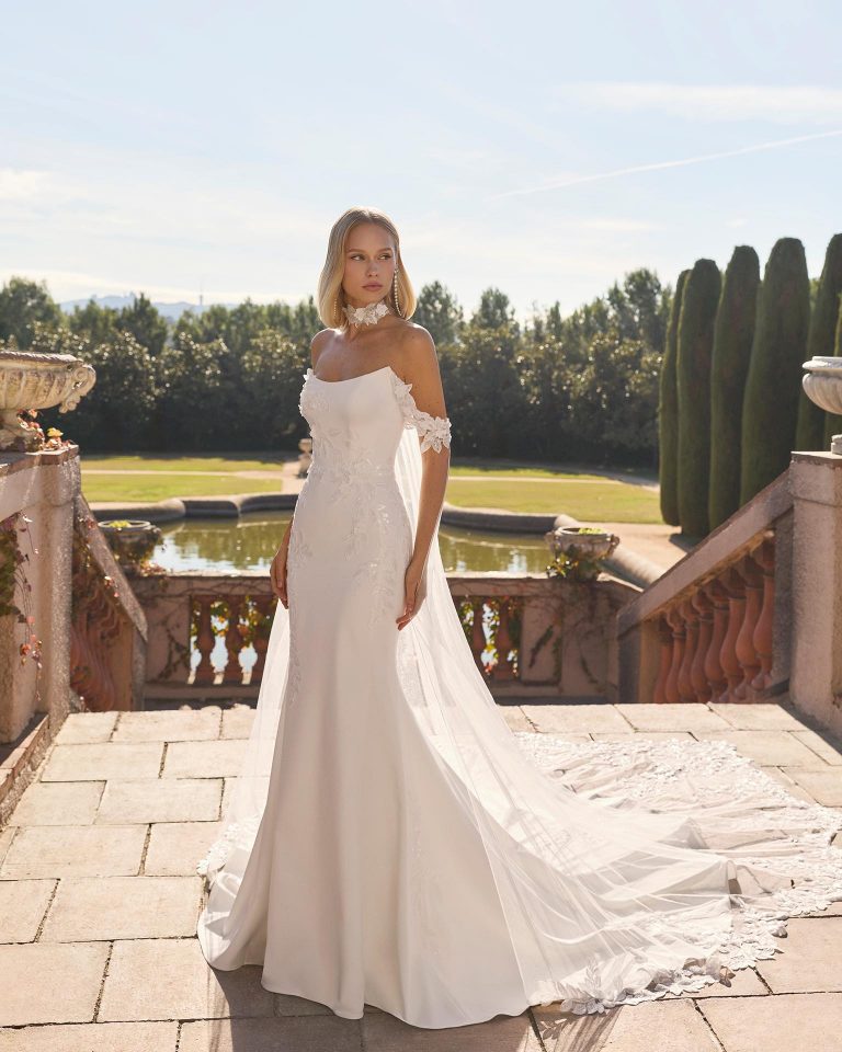 Version in bi-elastic crepe LUNA_NOVIAS.